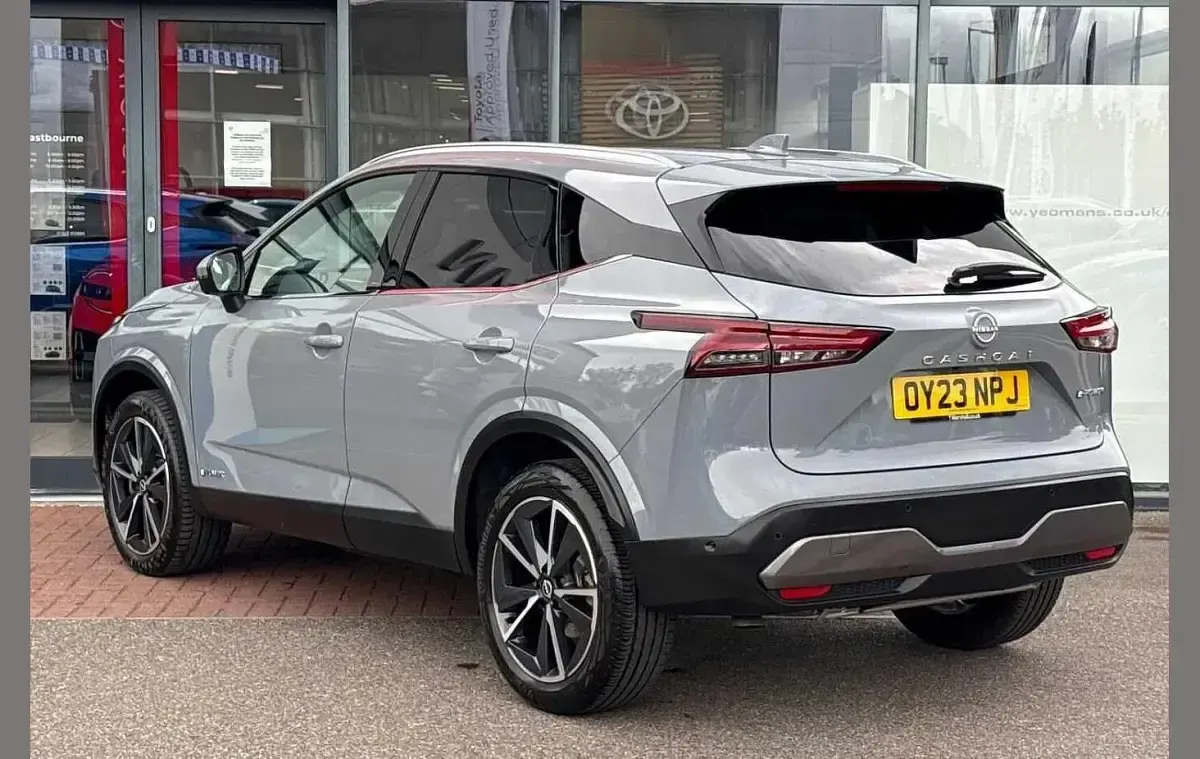 Used Nissan Qashqai Tekna 190 HP (139 kW) 2023 Grey SUV