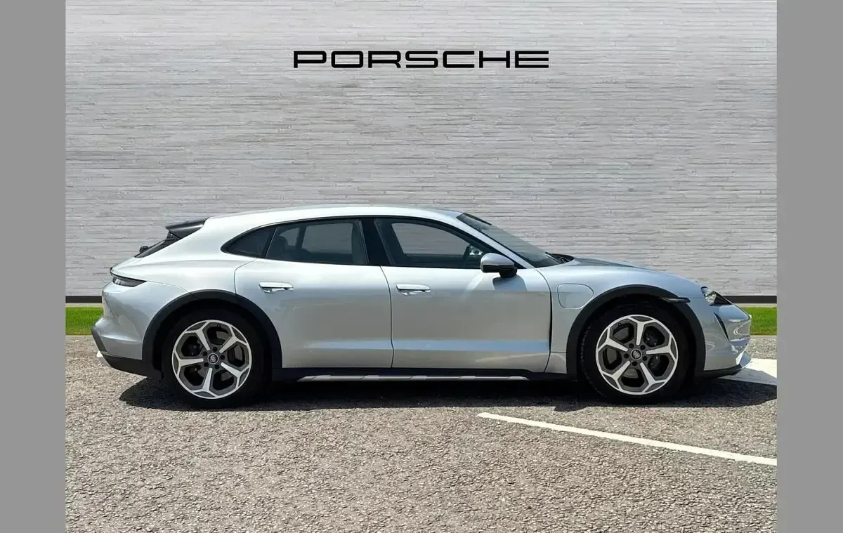 Used Porsche Taycan 4 Cross Turismo Cross Turismo 344 kW (469 HP) 2023 Silver Estate
