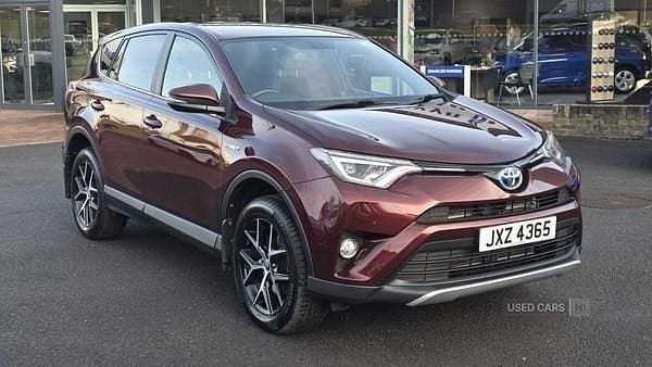 Red Used 2016 Toyota RAV4 Estate | £16,495 (Fair price) - Image 1/4
