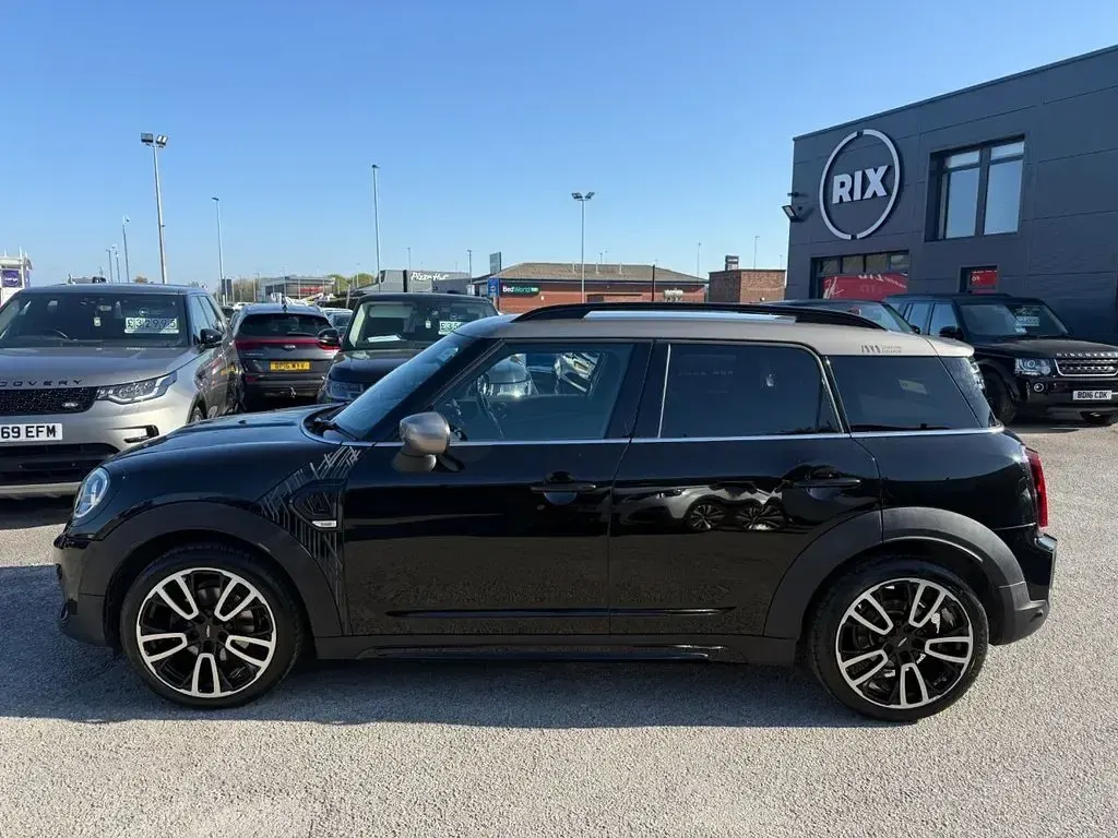 Used Mini Cooper 136 HP (100 kW) 2022 Black Hatchback