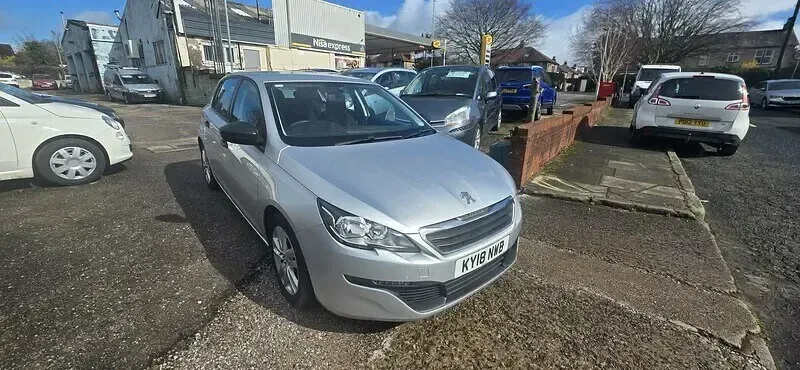 Used Peugeot 308 Access 110 HP (80 kW) 2018 Silver Hatchback