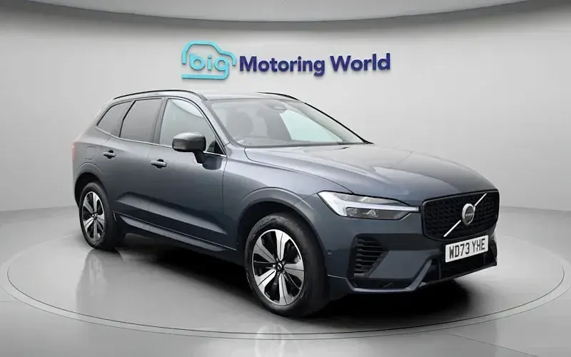 Used Volvo XC60 Plus 350 HP (257 kW) 2023 Blue SUV