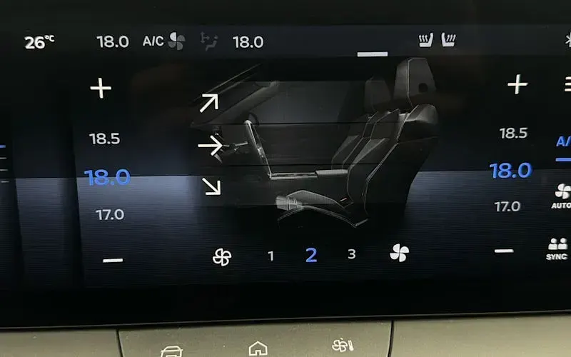 Used Vauxhall Grandland Ultimate 156 kW (213 HP) 2025 Black SUV