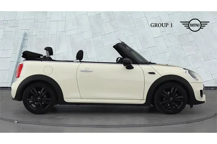 Used Mini Cooper Cabriolet 136 HP (100 kW) 2017 Pepper white Cabriolet