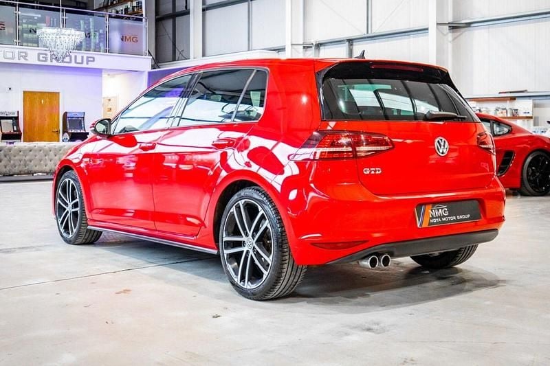 Used VW Golf VII GTD 2015 Red Hatchback
