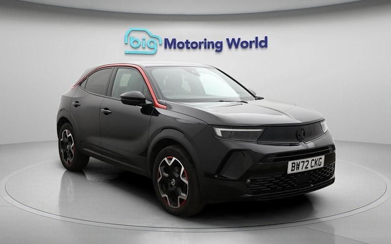 Second-hand Vauxhall Mokka GS Line 131 CP (96 kW) 2022 Negru SUV