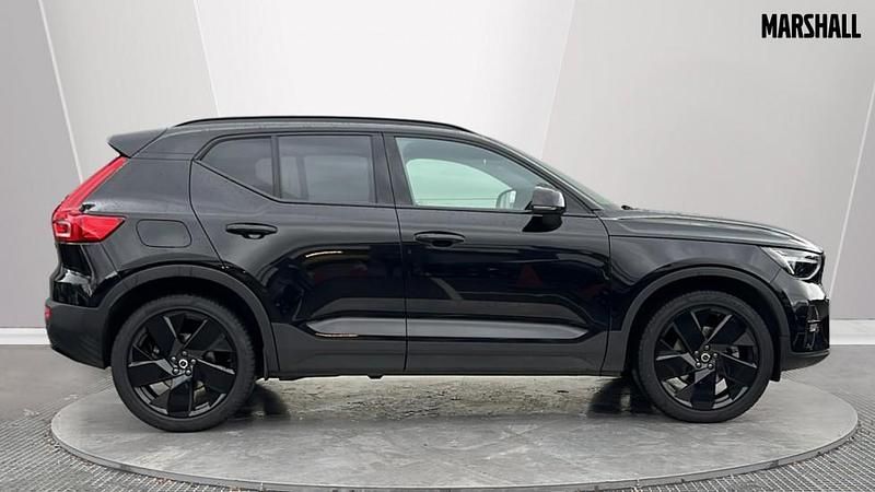 Used Volvo XC40 Plus 163 HP (119 kW) 2025 Black SUV