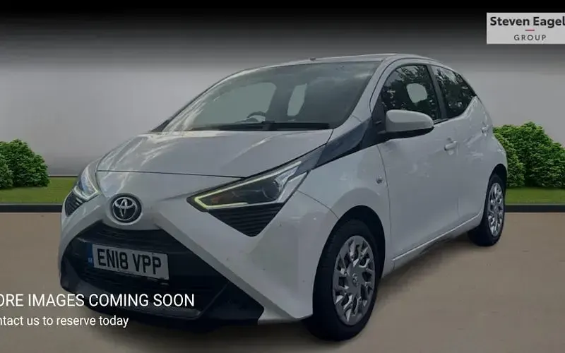 Usado Toyota Aygo X-play 72 HP (52 kW) 2020 Citadino