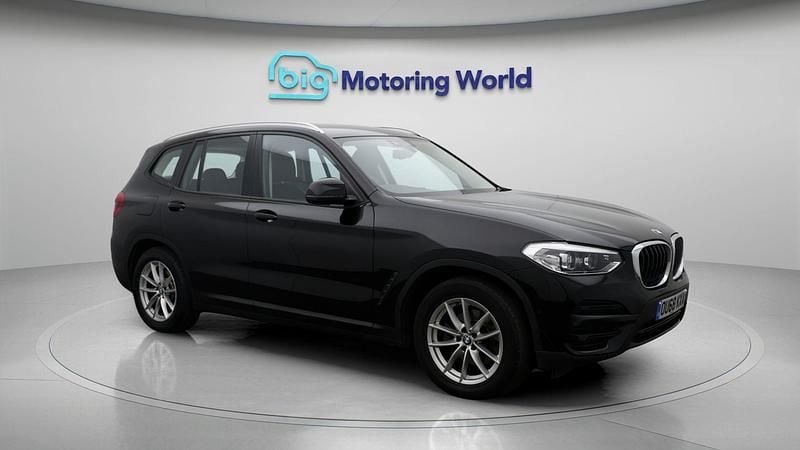 Black Used 2018 BMW X3 SUV | £20,100 (Good price) - Image 1/4