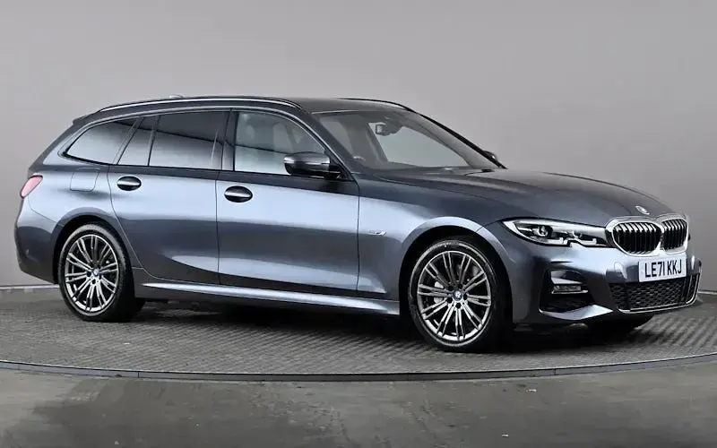 Begagnad BMW 330e M Sport 292 HK (214 kW) 2022 Kombi