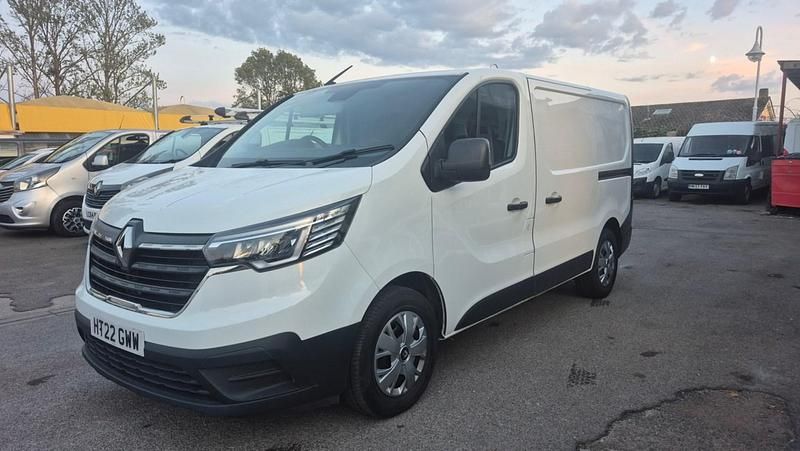 Used Renault Trafic Business 2022 White MPV