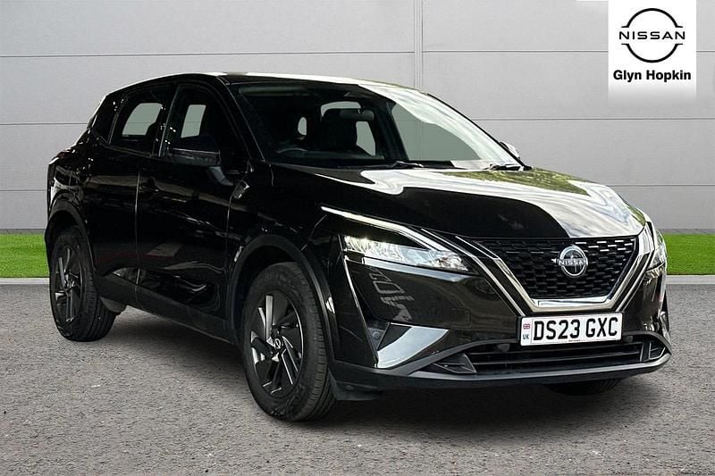 Black Used 2023 Nissan Qashqai Acenta Premium SUV | £19,256 (Good price) - Image 1/4