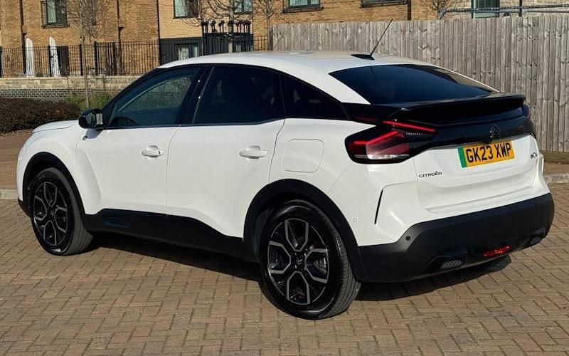 Used Citroën e-C4 Shine 100 kW (136 HP) 2023 Hatchback