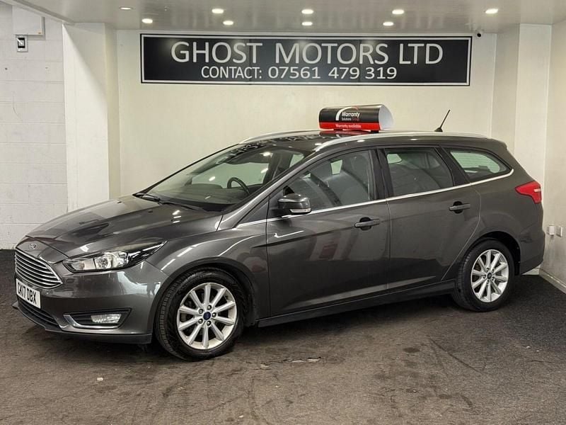 Used Ford Focus Titanium 125 HP (91 kW) 2017 Grey Estate