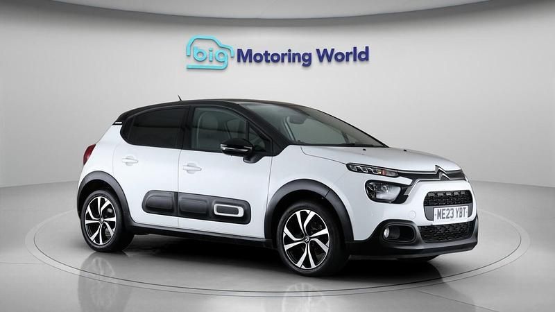 White Used 2023 Citroën C3 PureTech Hatchback | £10,700 (Good price) - Image 1/4