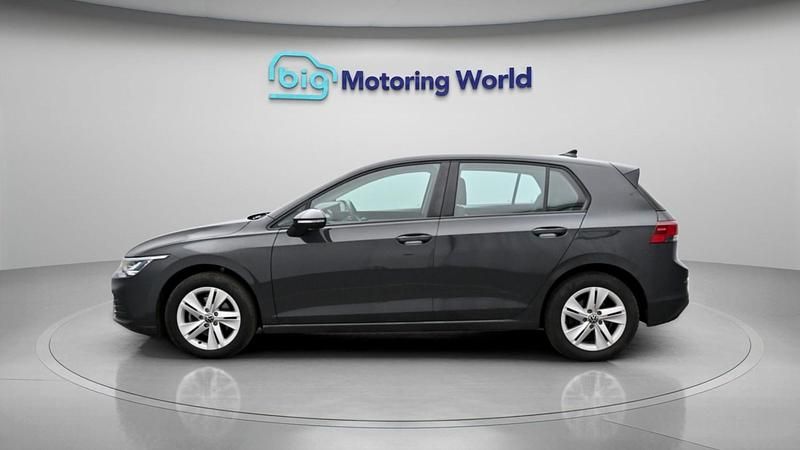 Used VW Golf VIII Life 150 HP (110 kW) 2022 Grey Hatchback