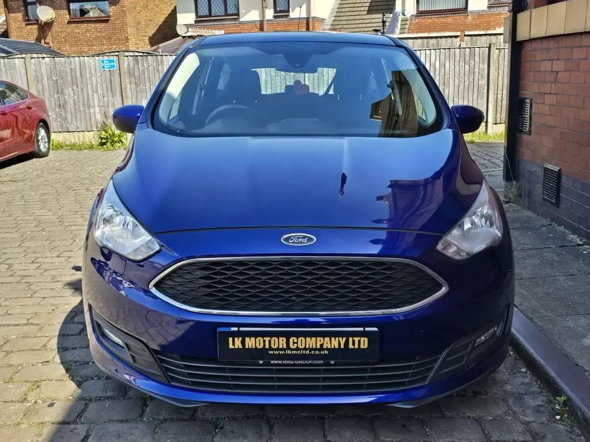 Begagnad Ford C-MAX Zetec 125 HK (91 kW) 2016 Blå Minibuss