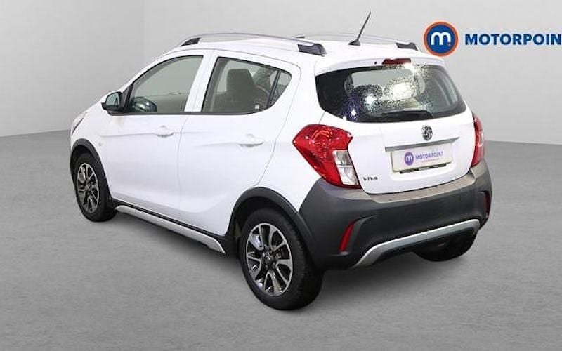 Used Vauxhall Viva Rocks 75 HP (55 kW) 2017 White Hatchback