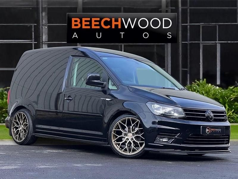 Used VW Caddy Highline 122 HP (89 kW) 2017 Black MPV