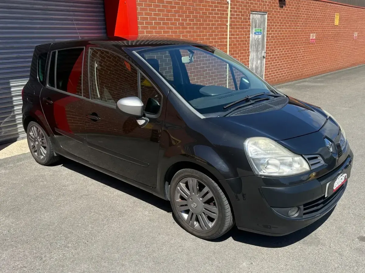Used Renault Grand Modus Dynamique 2011 Black MPV