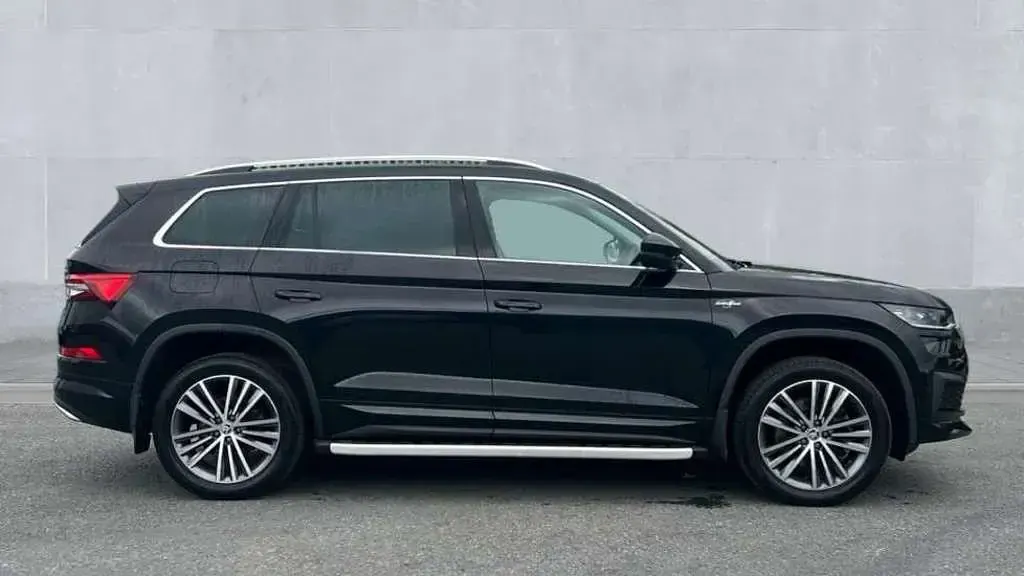 Used Skoda Kodiaq LAURIN & KLEMENT 200 HP (147 kW) 2023 Pearl  black magic SUV