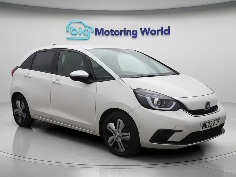 White Used 2022 Honda Jazz Hybrid Hatchback | £15,500 (A bit pricey) - Image 1/4