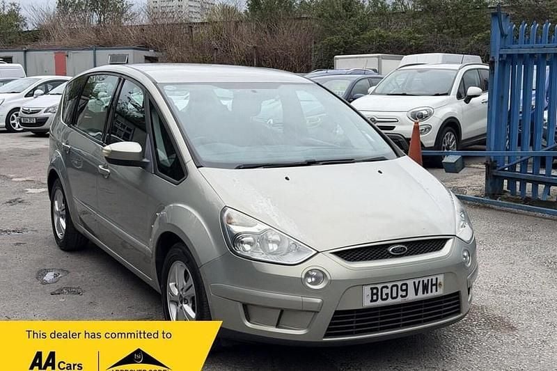 Used Ford S-MAX Zetec 2009 Silver MPV