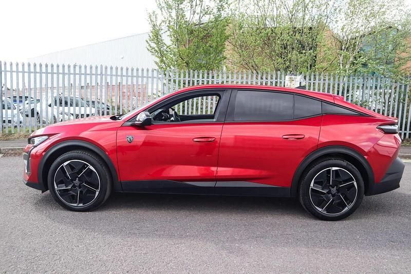 Second-hand Peugeot 408 GTi 130 CP (95 kW) 2024 Roșu SUV