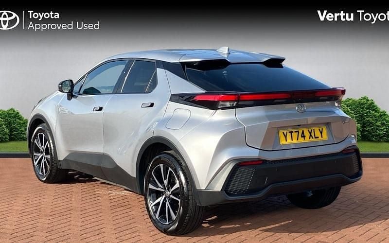 Used Toyota C-HR Design 223 HP (164 kW) 2026 SUV