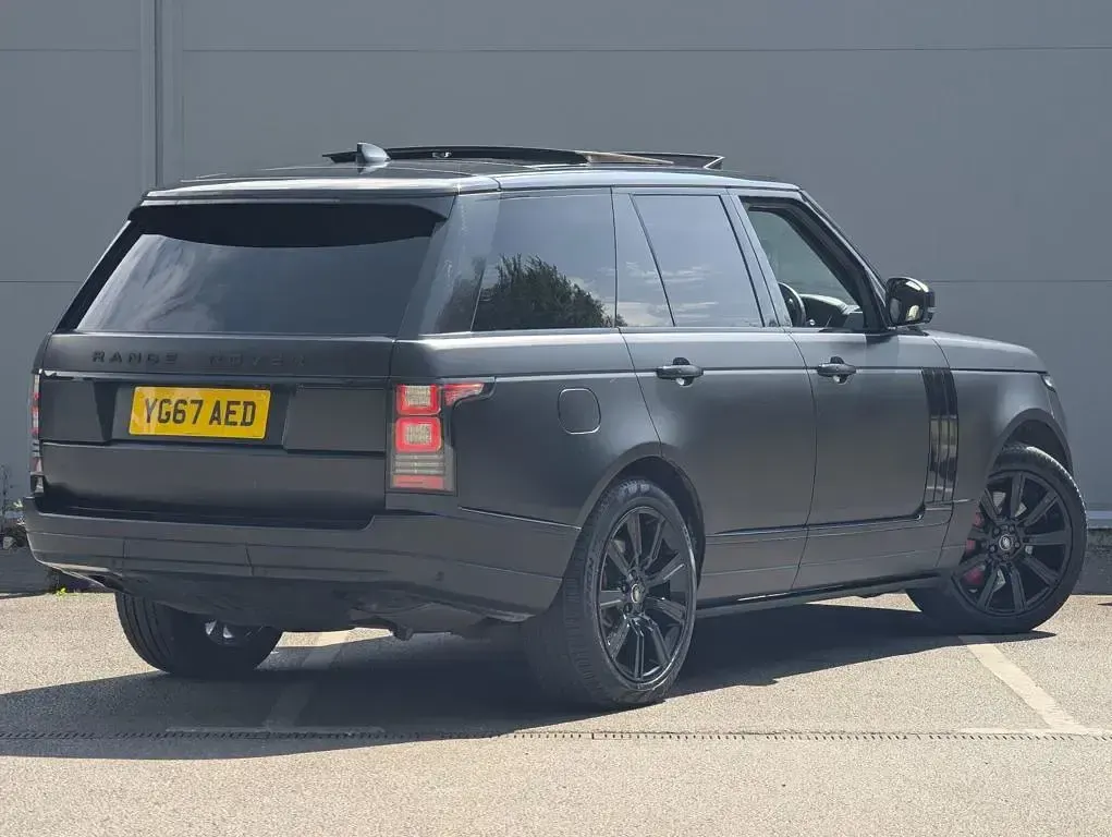 Used Land Rover Range Rover Autobiography 339 HP (249 kW) 2017 Black SUV