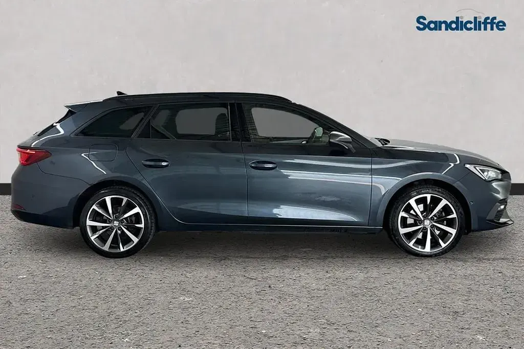 Used Seat Leon FR Sport 204 HP (150 kW) 2024 Estate
