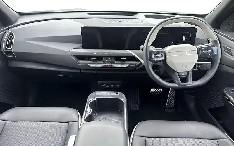 Used Kia EV5 GT-Line S 160 kW (218 HP) 2025 Green SUV