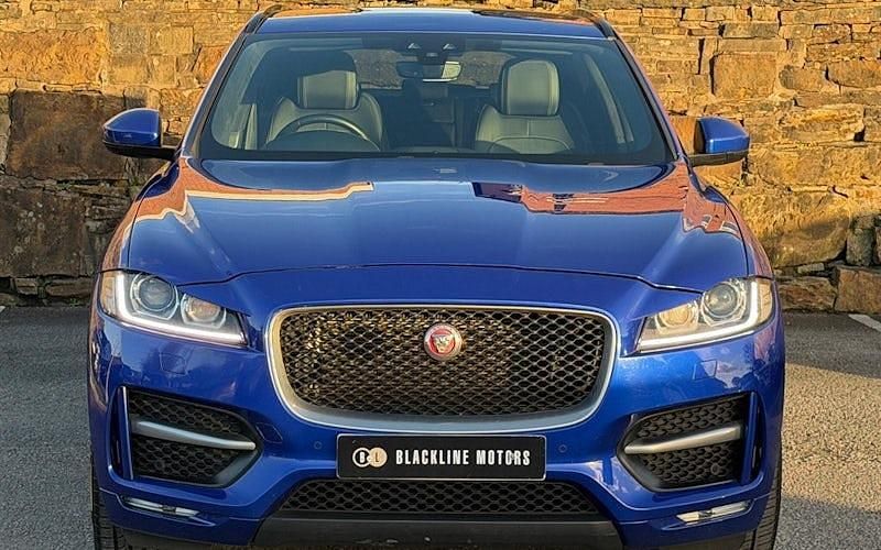 Used Jaguar F-Pace R-Sport 180 HP (132 kW) 2019 Blue SUV