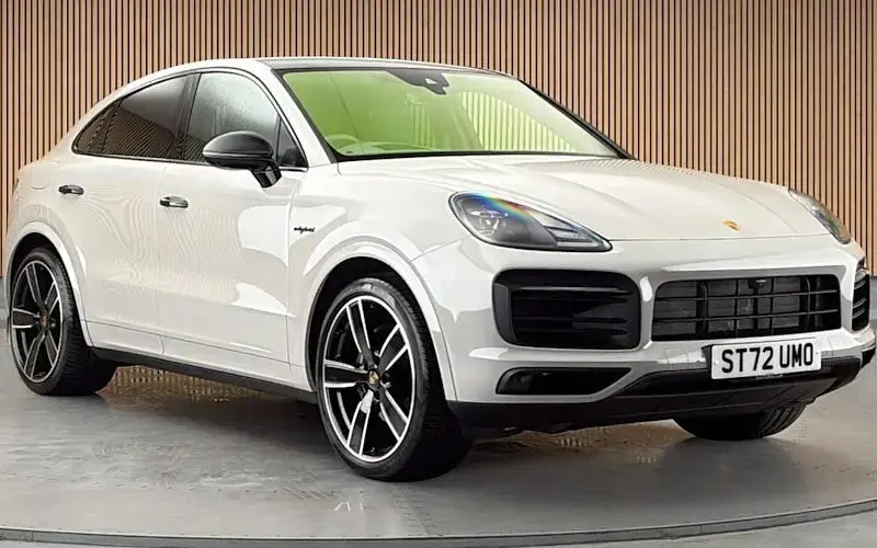Used Porsche Cayenne Platinum Edition 462 HP (339 kW) 2022 SUV
