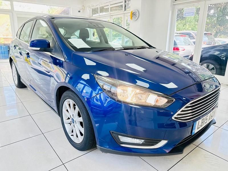 Blue Used 2015 Ford Focus Titanium Hatchback | £6,300 (Fair price) - Image 1/4