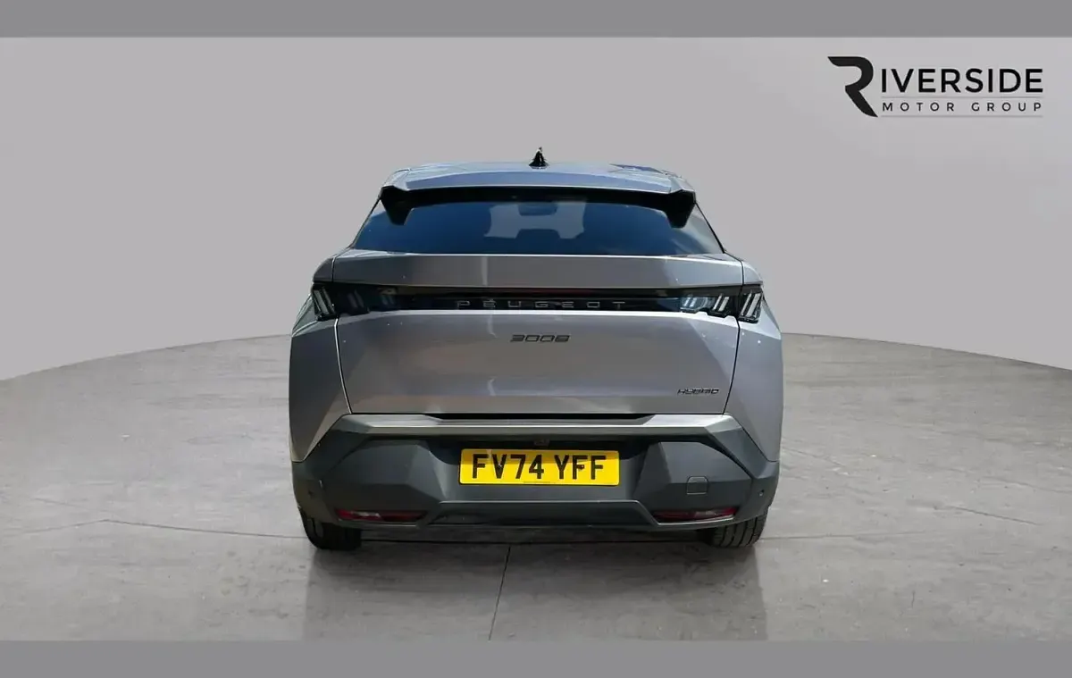 Used Peugeot 3008 Allure 134 HP (98 kW) 2024 Grey SUV