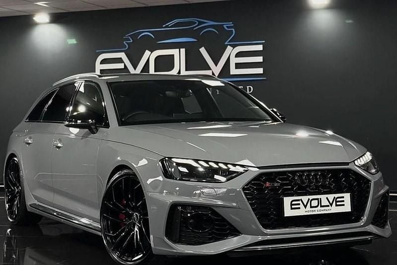 Used Audi RS4 Comfort 450 HP (330 kW) 2023 Grey Estate