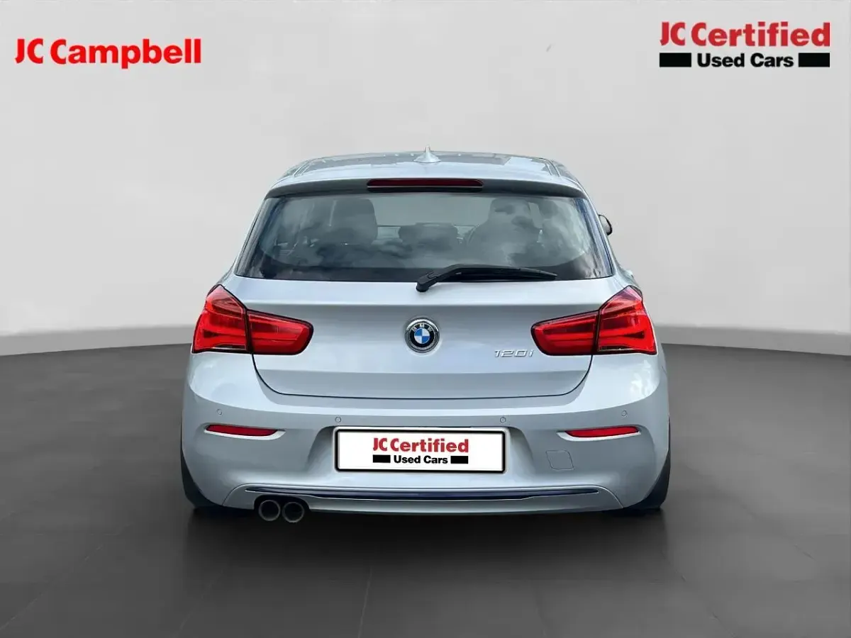 Used BMW 120 Sport Line 181 HP (133 kW) 2019 Grey Hatchback
