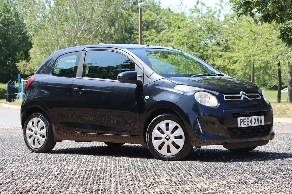 Used Citroën C1 Feel 68 HP (50 kW) 2014 Black Hatchback