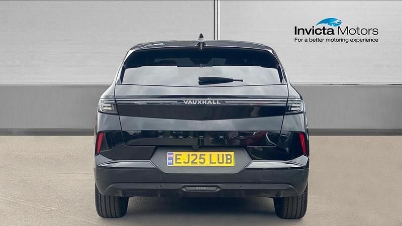 Used Vauxhall Grandland X Ultimate 136 HP (100 kW) 2025 Black SUV