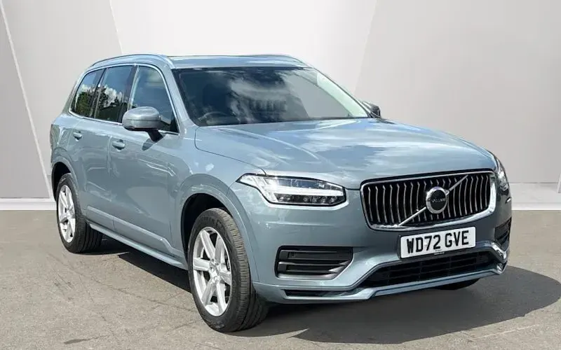 Usado Volvo XC90 Core 250 HP (183 kW) 2025 SUV