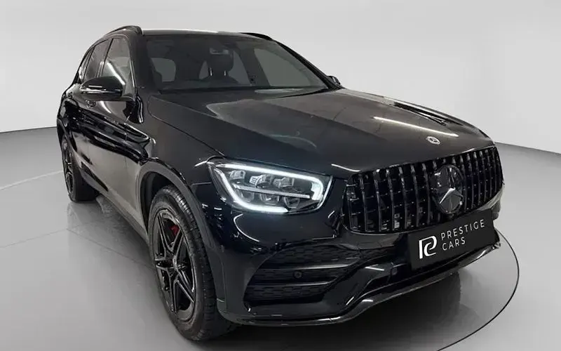 Usado Mercedes GLC300e AMG line 320 CV (235 kW) 2022 Familiar
