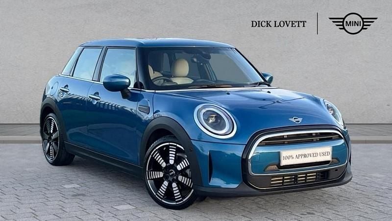 Blue Used 2023 Mini Cooper Exclusive Hatchback | £25,325 (Fair price) - Image 1/4