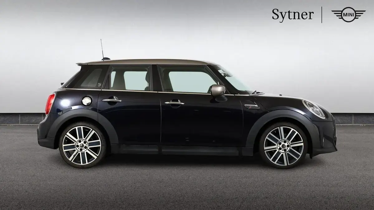 Used Mini Cooper S Exclusive 176 HP (129 kW) 2023 Black Hatchback