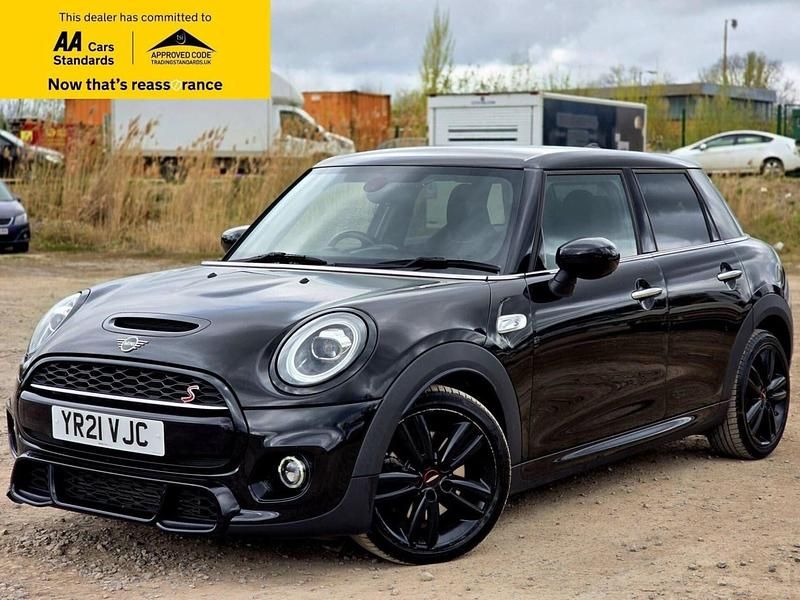 Usado Mini Cooper S Hatch 192 HP (141 kW) 2021 Preto Citadino