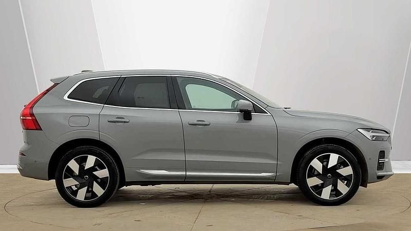 Used Volvo XC60 Ultra 449 HP (330 kW) 2025 Grey SUV