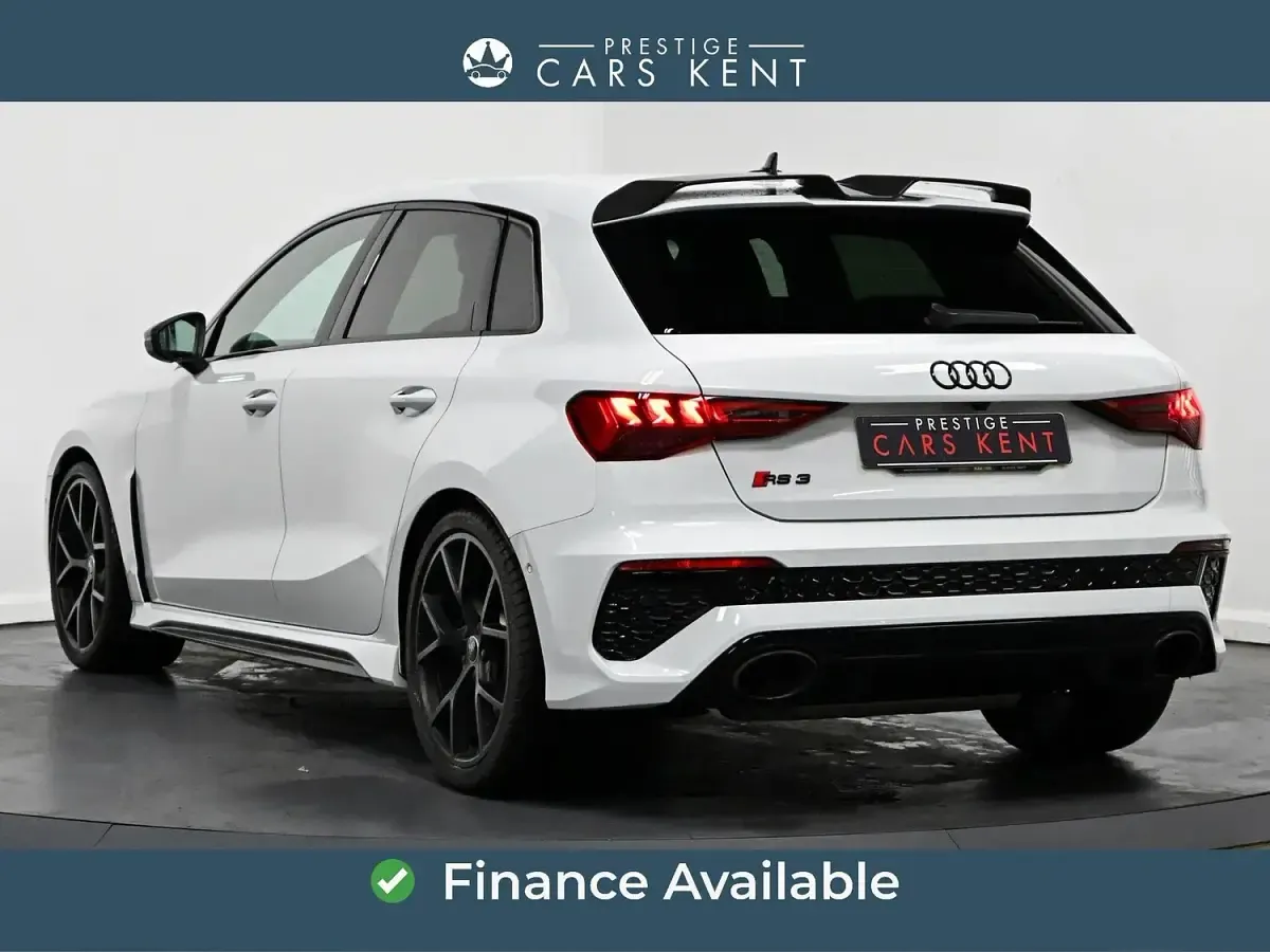 Used Audi RS3 Advanced 400 HP (294 kW) 2023 White Sedan