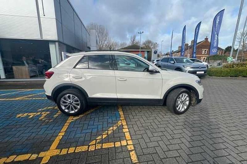 New VW T-Roc 150 HP (110 kW) 2025 SUV