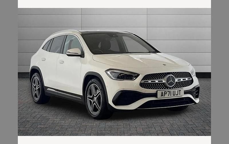 White Used 2021 Mercedes GLA200 AMG Line Premium Plus SUV | £29,695 (Fair price) - Image 1/4