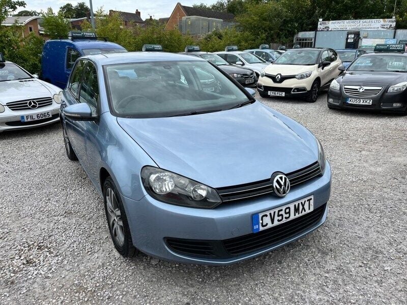 Blue Used 2009 VW Golf VI SE Hatchback | £2,195 (Fair price) - Image 1/4